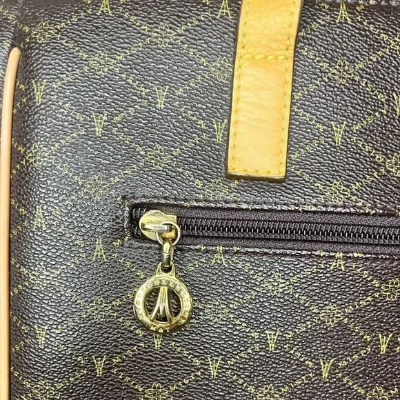 Misty Collection USA Genuine Leather Bag Purse - Picture 11 of 16